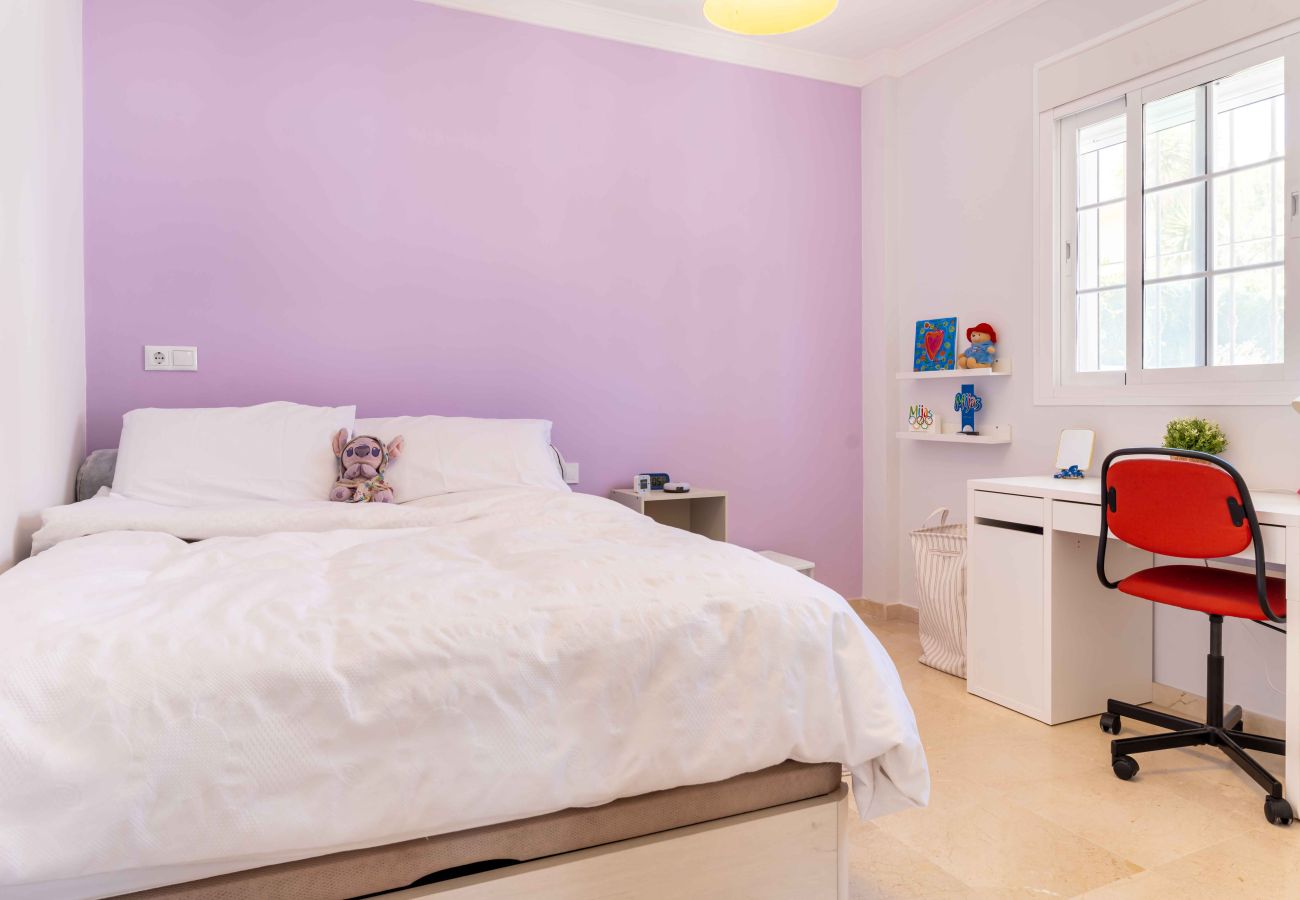 Villa i Mijas Costa - Smuk Villa, kun 5 min gang til Restauranter, Padel Klub og Fitness