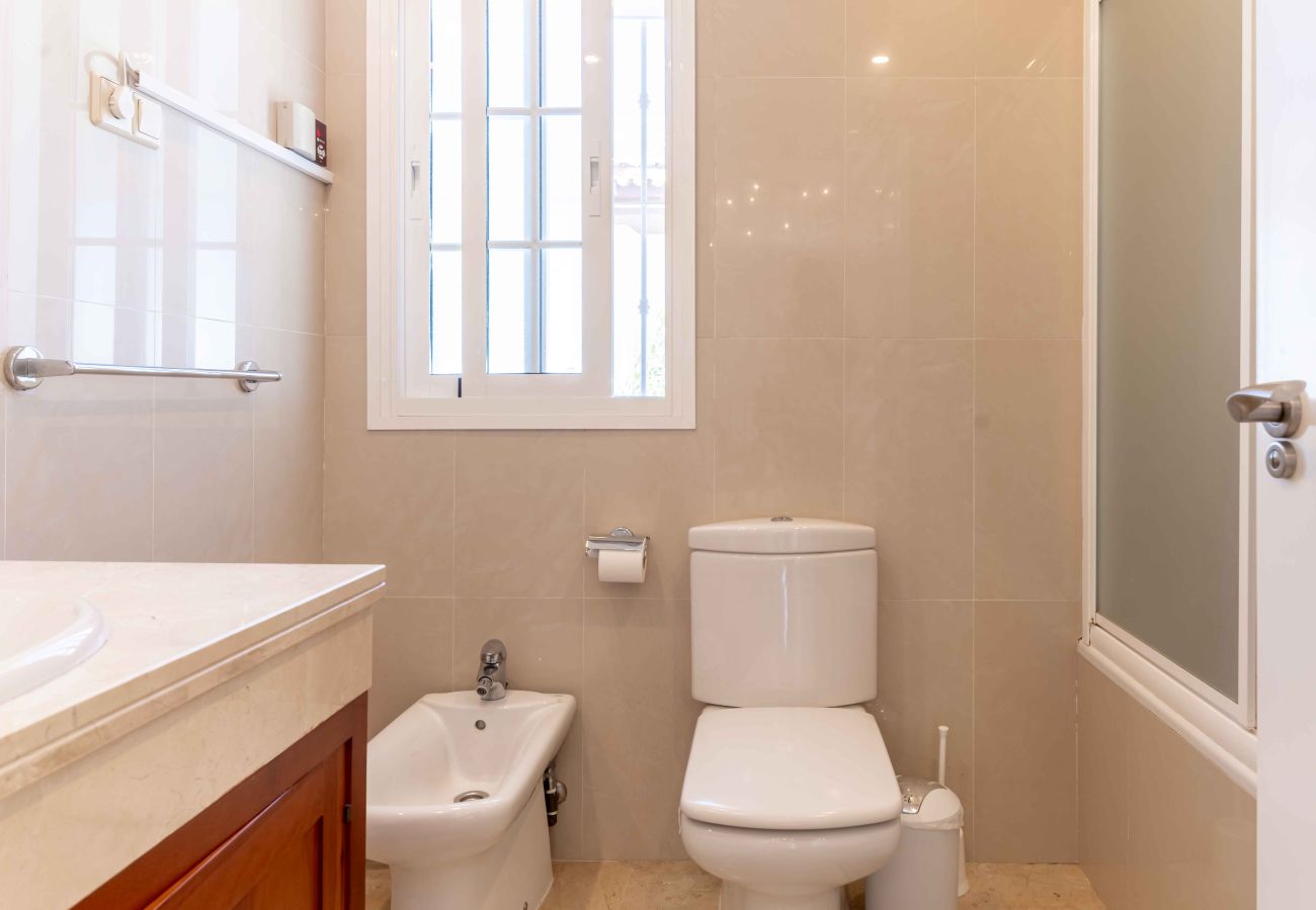 Villa i Mijas Costa - Smuk Villa, kun 5 min gang til Restauranter, Padel Klub og Fitness