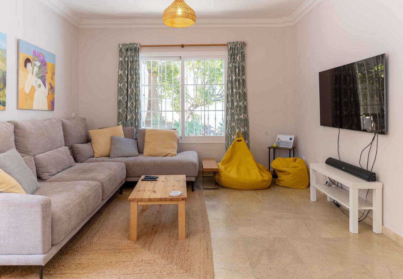 Villa i Mijas Costa - Smuk Villa, kun 5 min gang til Restauranter, Padel Klub og Fitness