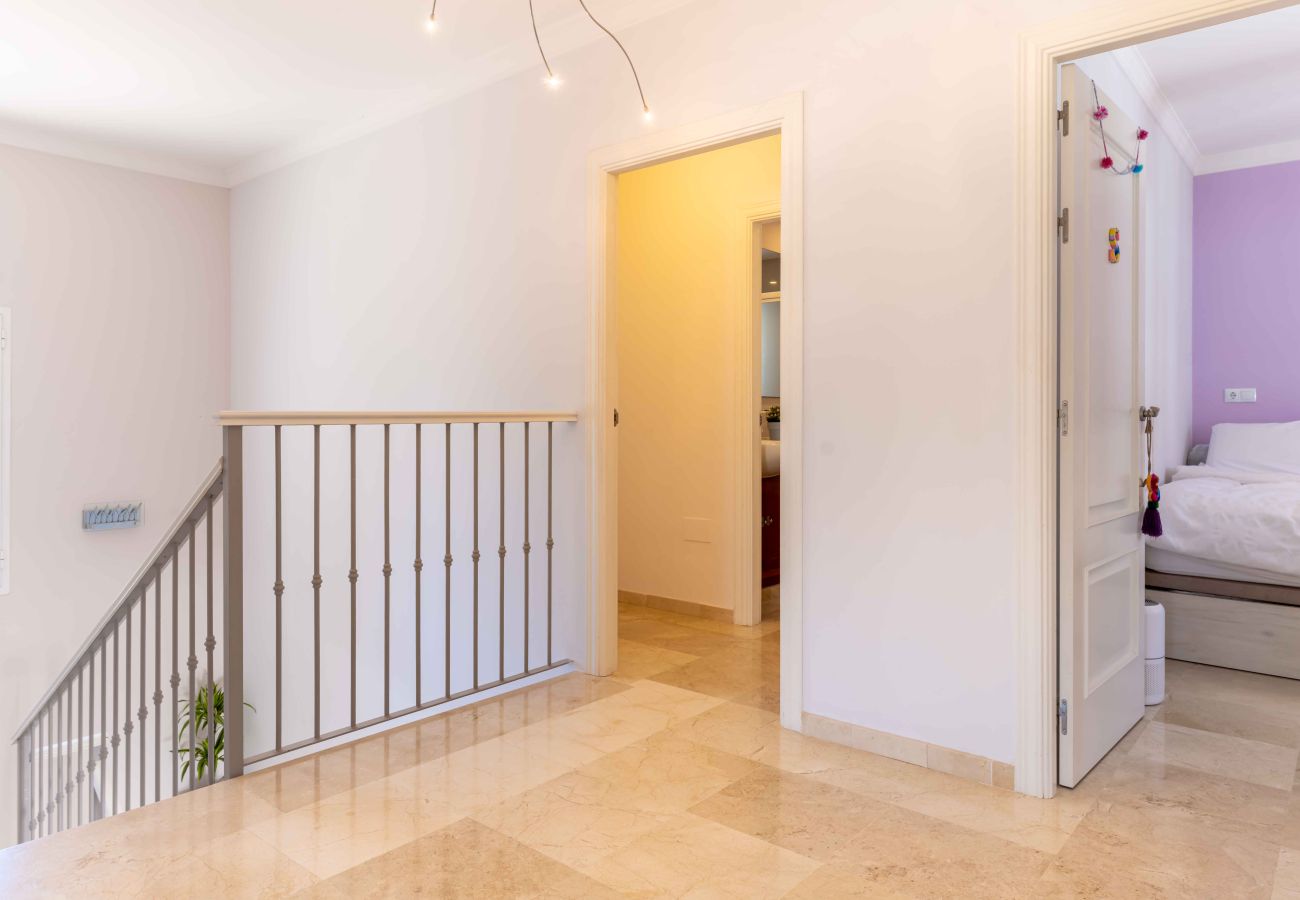 Villa i Mijas Costa - Smuk Villa, kun 5 min gang til Restauranter, Padel Klub og Fitness