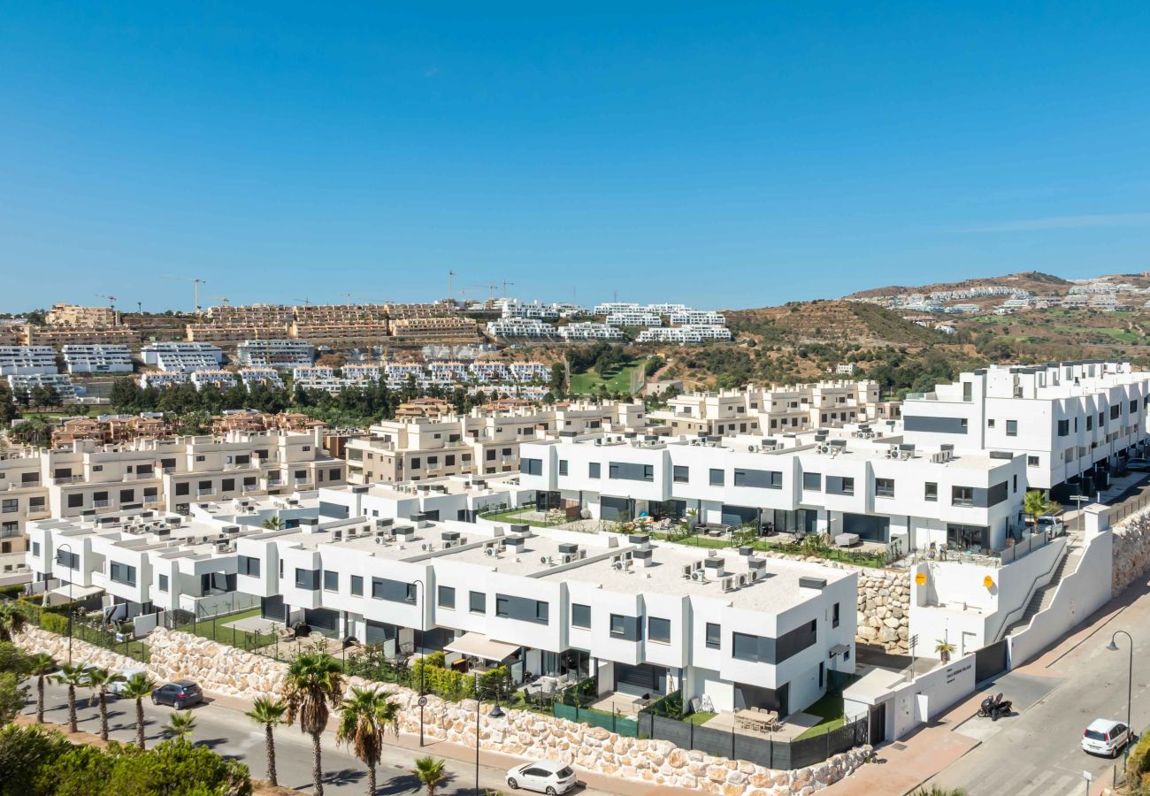 Byhus i Mijas Costa - Nybygget hus med kort gåafstand til La Cala de Mijas by og strand