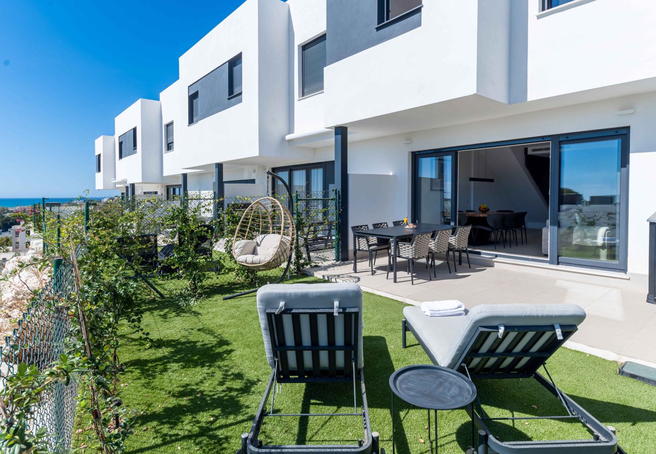 Byhus i Mijas Costa - Nybygget hus med kort gåafstand til La Cala de Mijas by og strand
