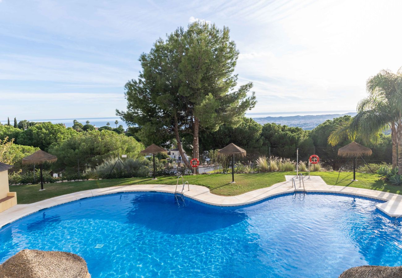 Byhus i Mijas Costa - Spektakulær havudsigt fra moderne rækkehus med jacuzzi