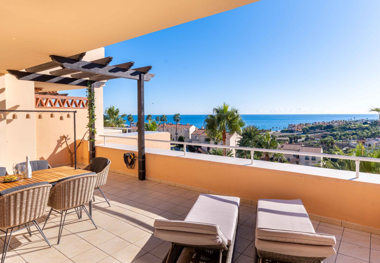 Lejlighed i Mijas Costa - Luksus lejlighed med havudsigt – få skridt til strand og restauranter