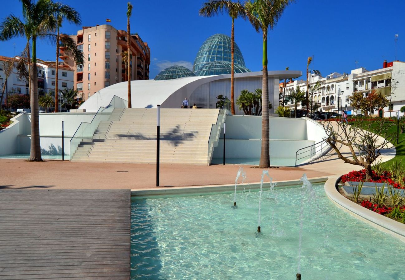 Lejlighed i Estepona - Moderne lejlighed i byen med nem gåafstand til orkideparken, stranden og byen.