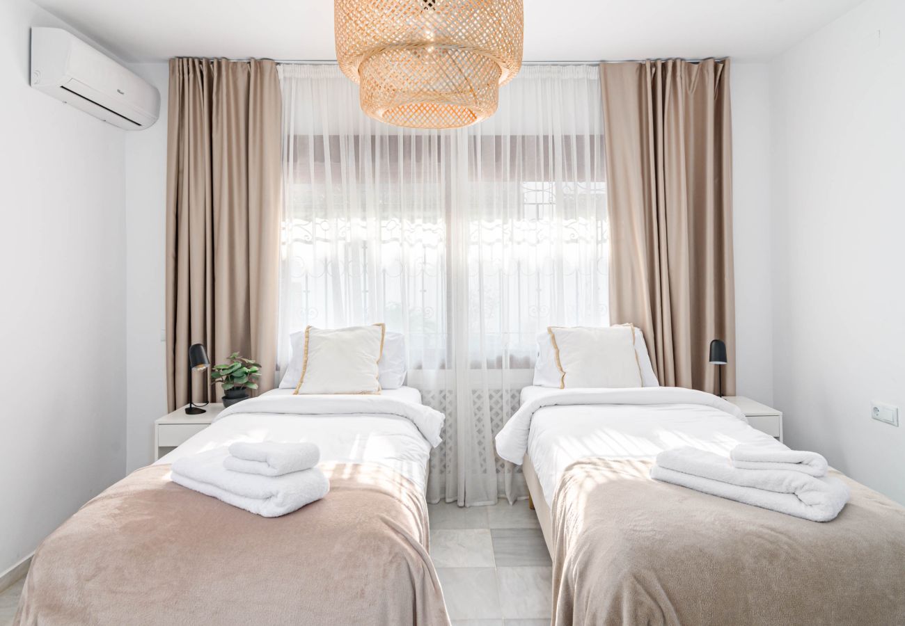 Villa i Marbella - Kun 20min gang til Trocadero Strand og Restaurant. 5min i bil til Marbella Centrum