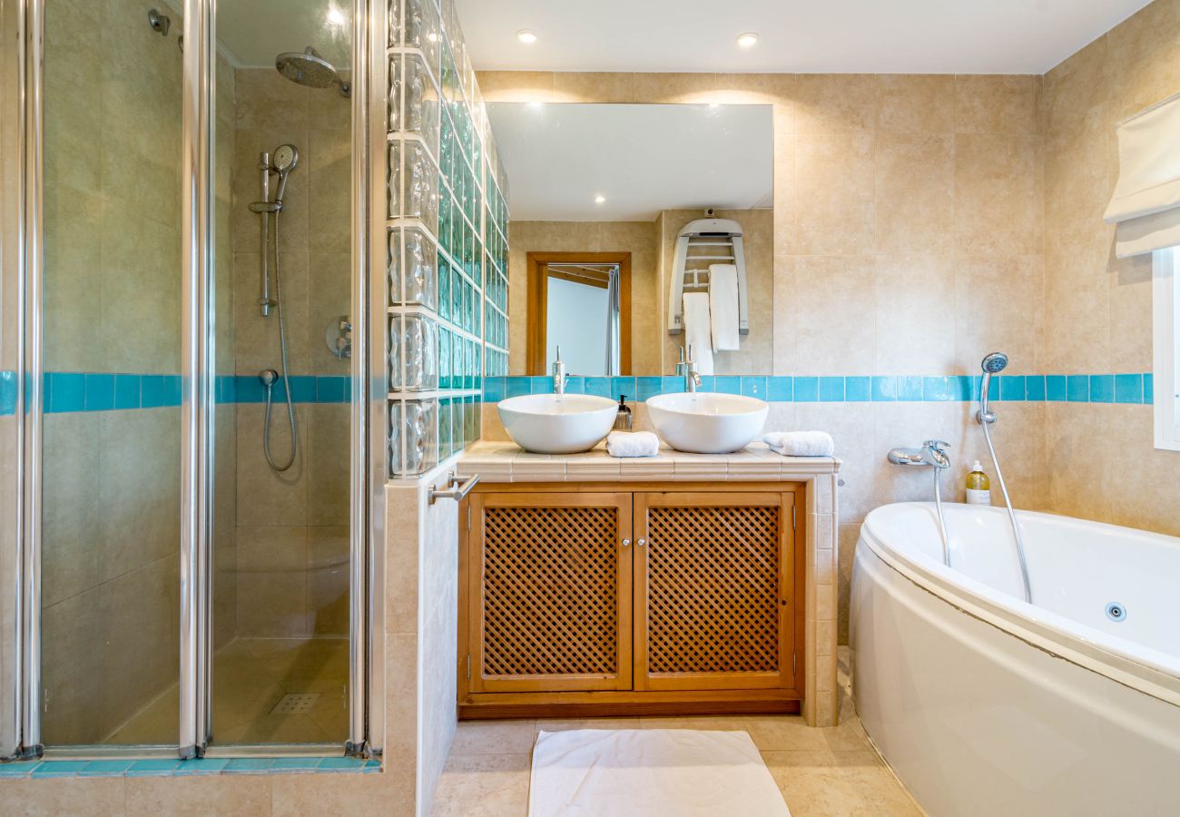 Villa i Marbella - Kun 20min gang til Trocadero Strand og Restaurant. 5min i bil til Marbella Centrum