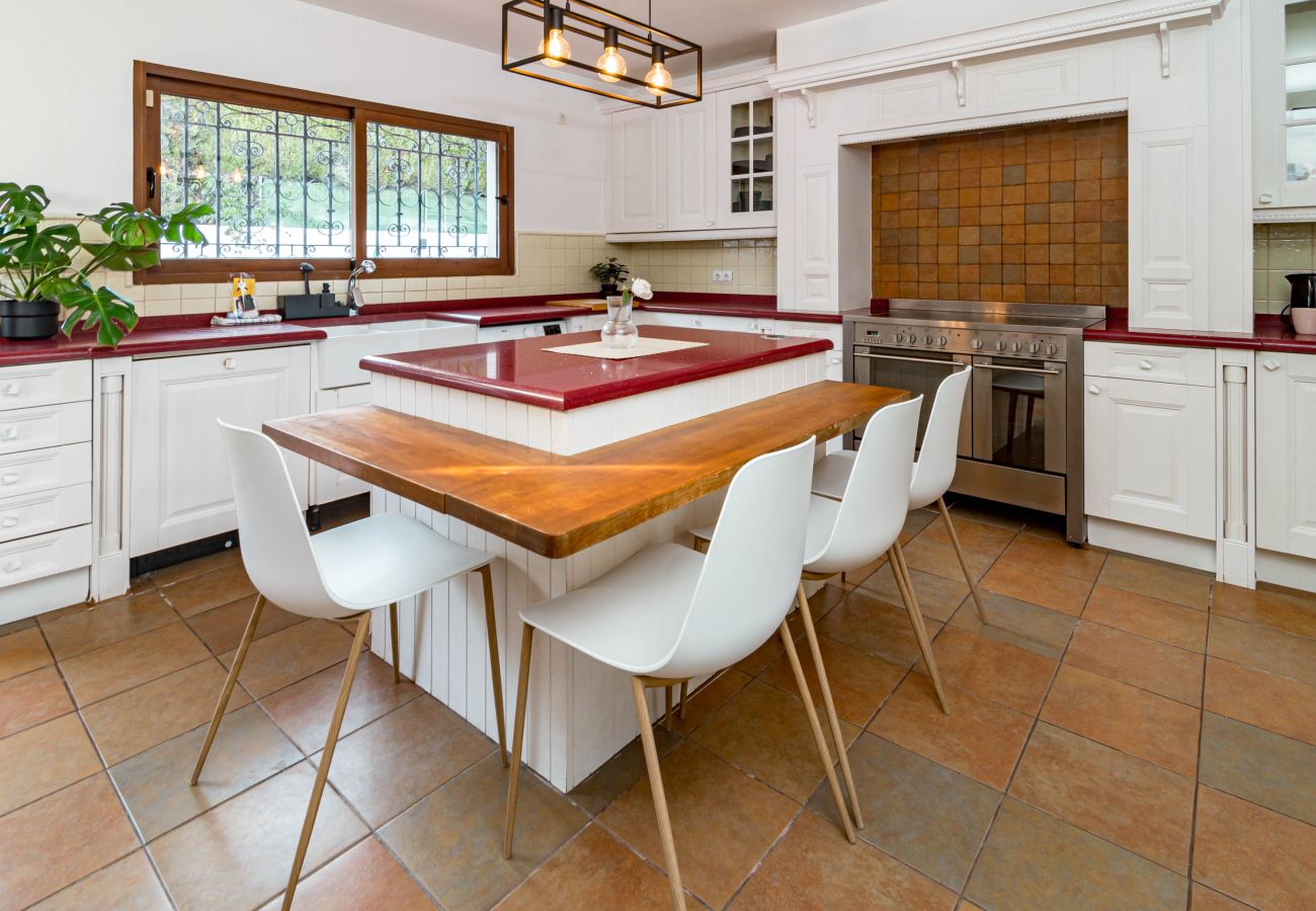 Villa i Marbella - Kun 20min gang til Trocadero Strand og Restaurant. 5min i bil til Marbella Centrum