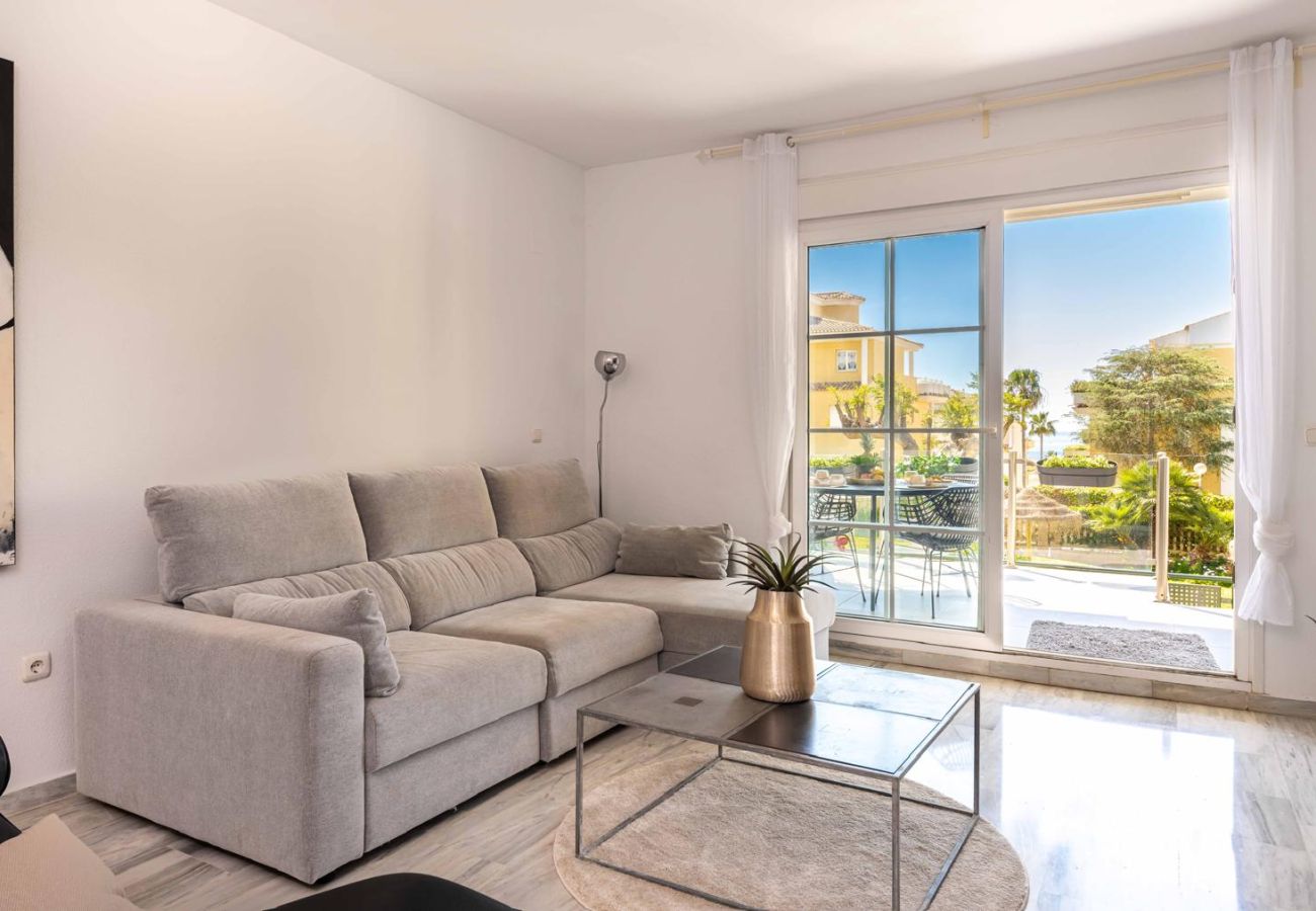 Lejlighed i Marbella - Stilfuld moderne ferielejlighed. Kort gåafstand til Cabopino Strand & Marina