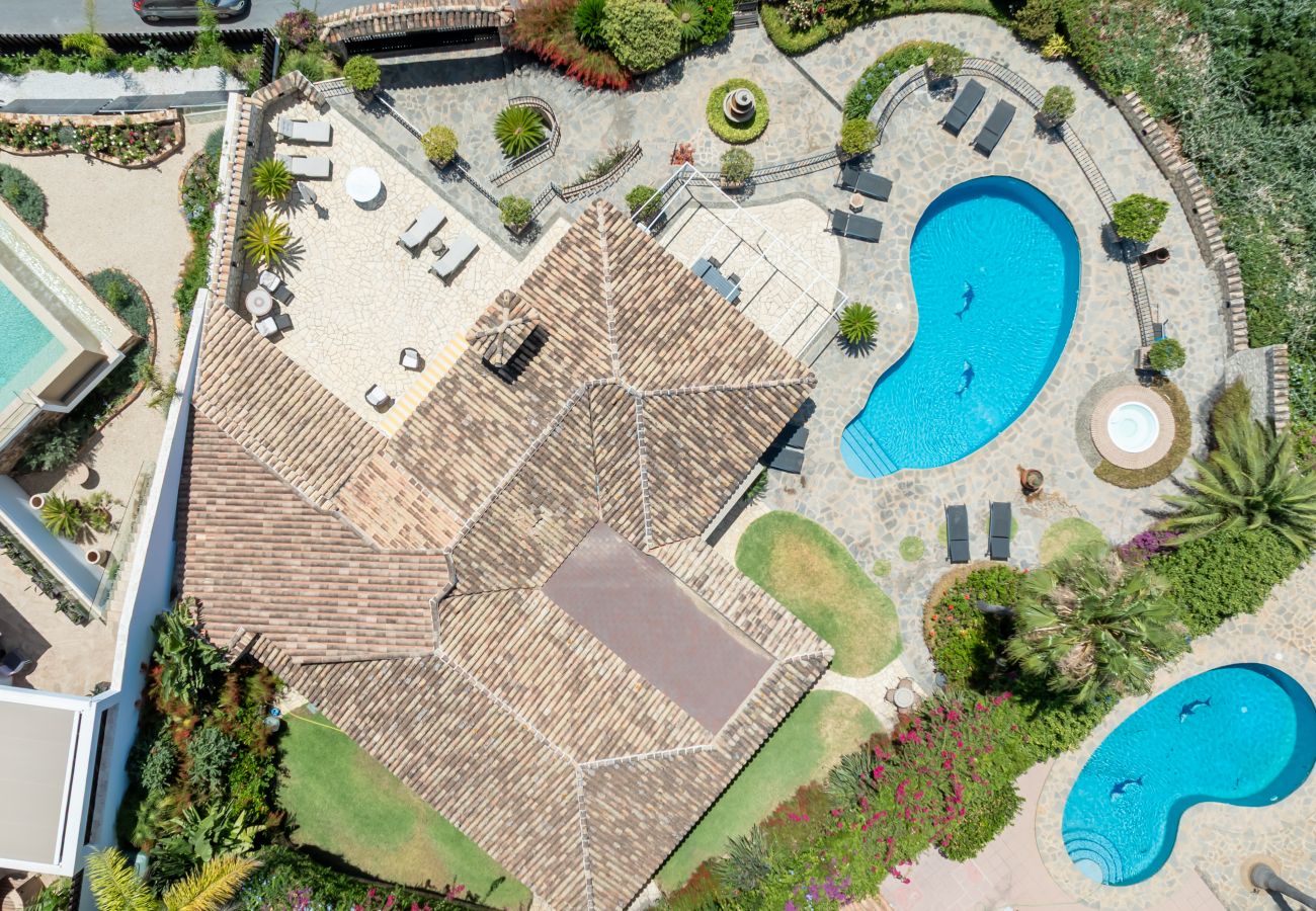 Villa en Benalmádena - Villa Luxury con fácil paseo a la playa de Fuengirola