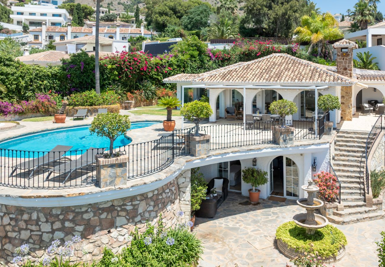 Villa en Benalmádena - Villa Luxury con fácil paseo a la playa de Fuengirola