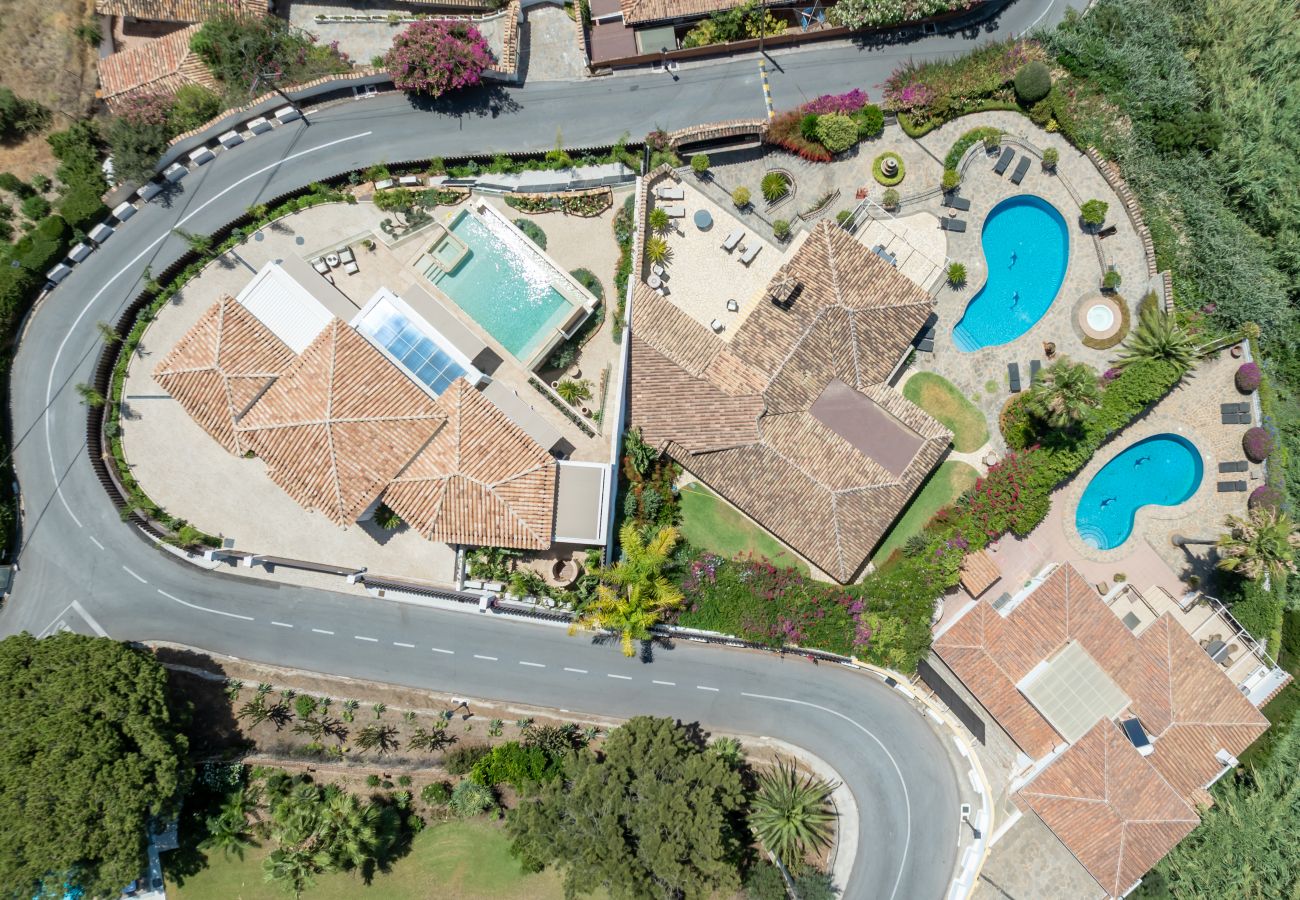 Villa en Benalmádena - Villa Luxury con fácil paseo a la playa de Fuengirola