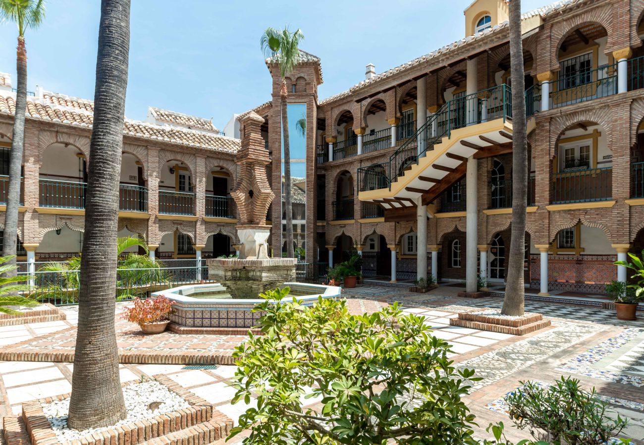 Chalet en Mijas Costa - Casa adosada andaluza recién reformada en un bello entorno