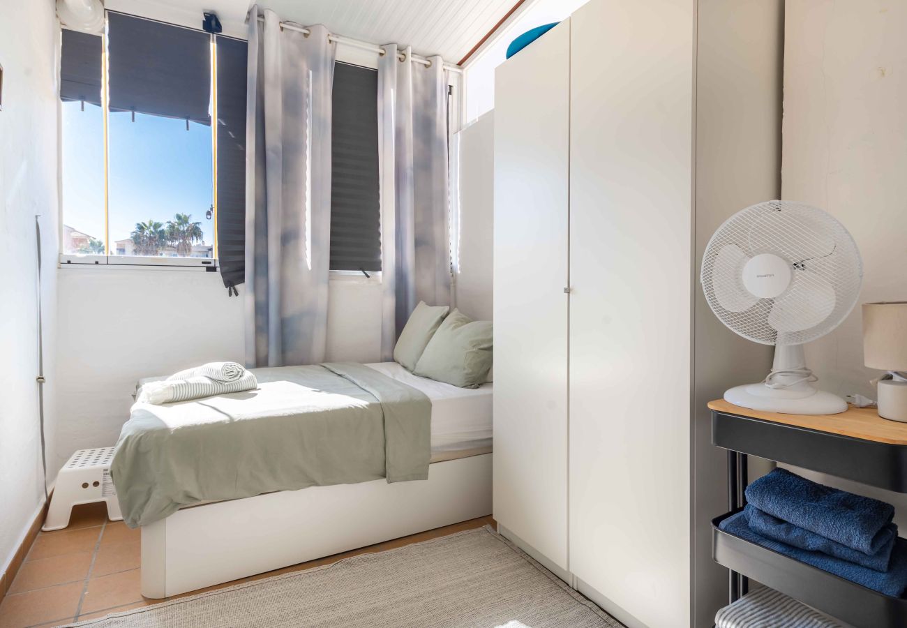 Apartamento en Benalmádena - Ático con preciosas vistas, cerca de campos de golf, restaurantes y la playa