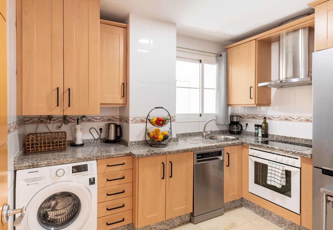 Apartamento en Benalmádena - Ático con preciosas vistas, cerca de campos de golf, restaurantes y la playa