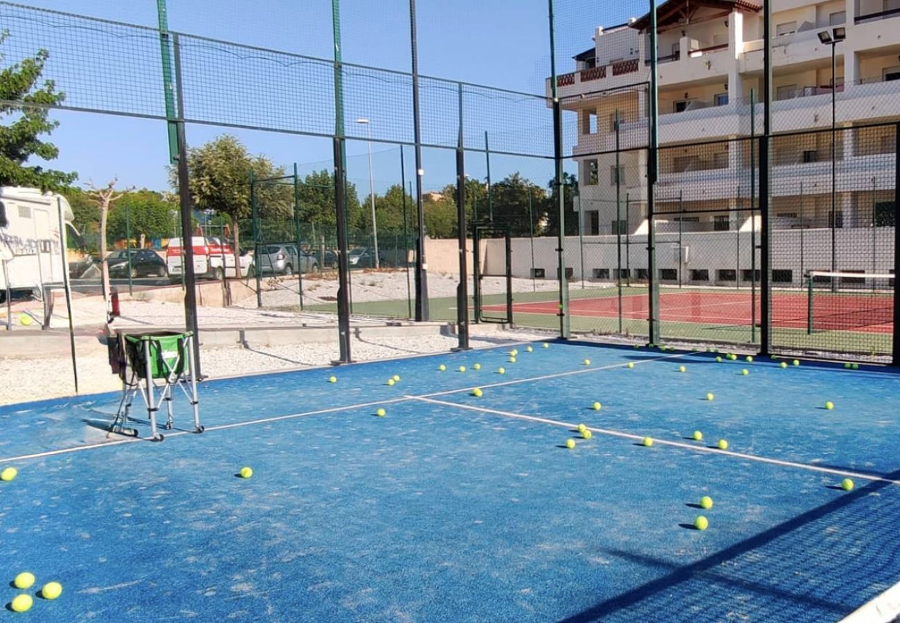 Apartamento en Benalmádena - Ático con preciosas vistas, cerca de campos de golf, restaurantes y la playa