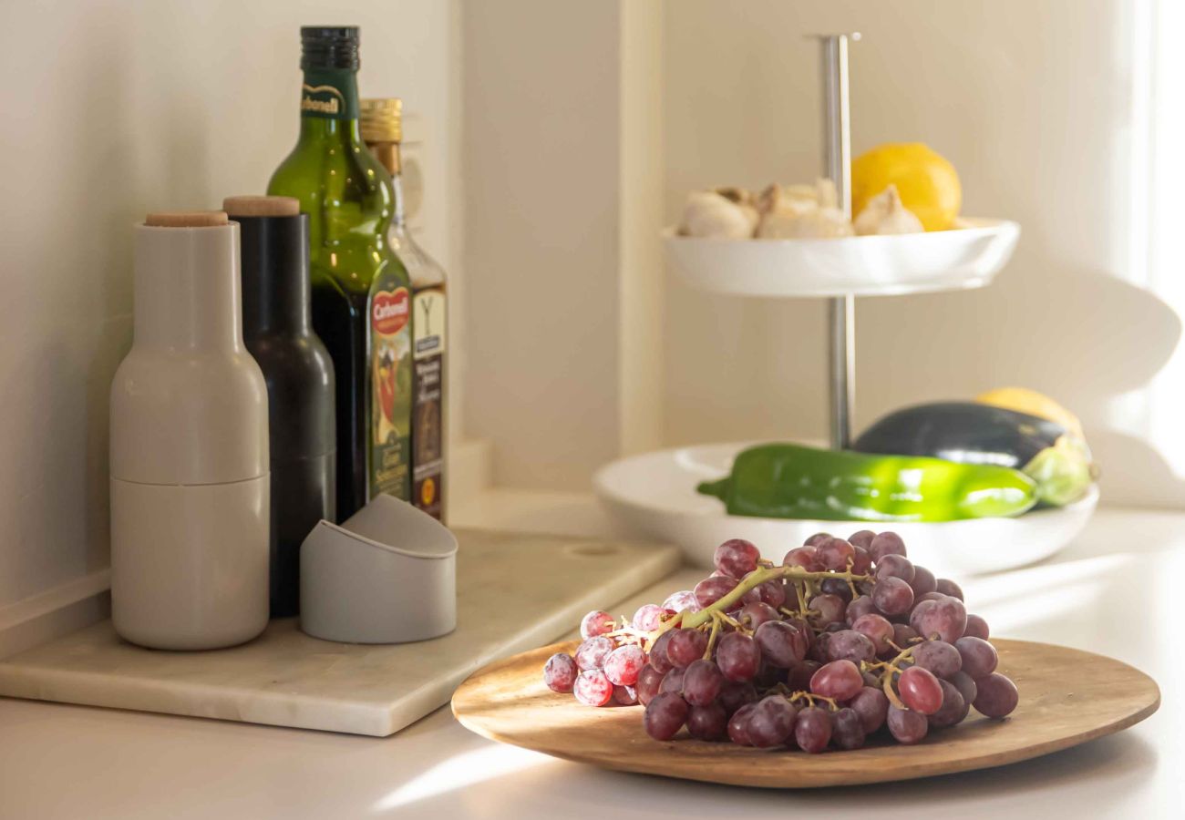 Casa adosada en Mijas Costa - Espectacular vista al mar desde una casa adosada moderna con jacuzzi