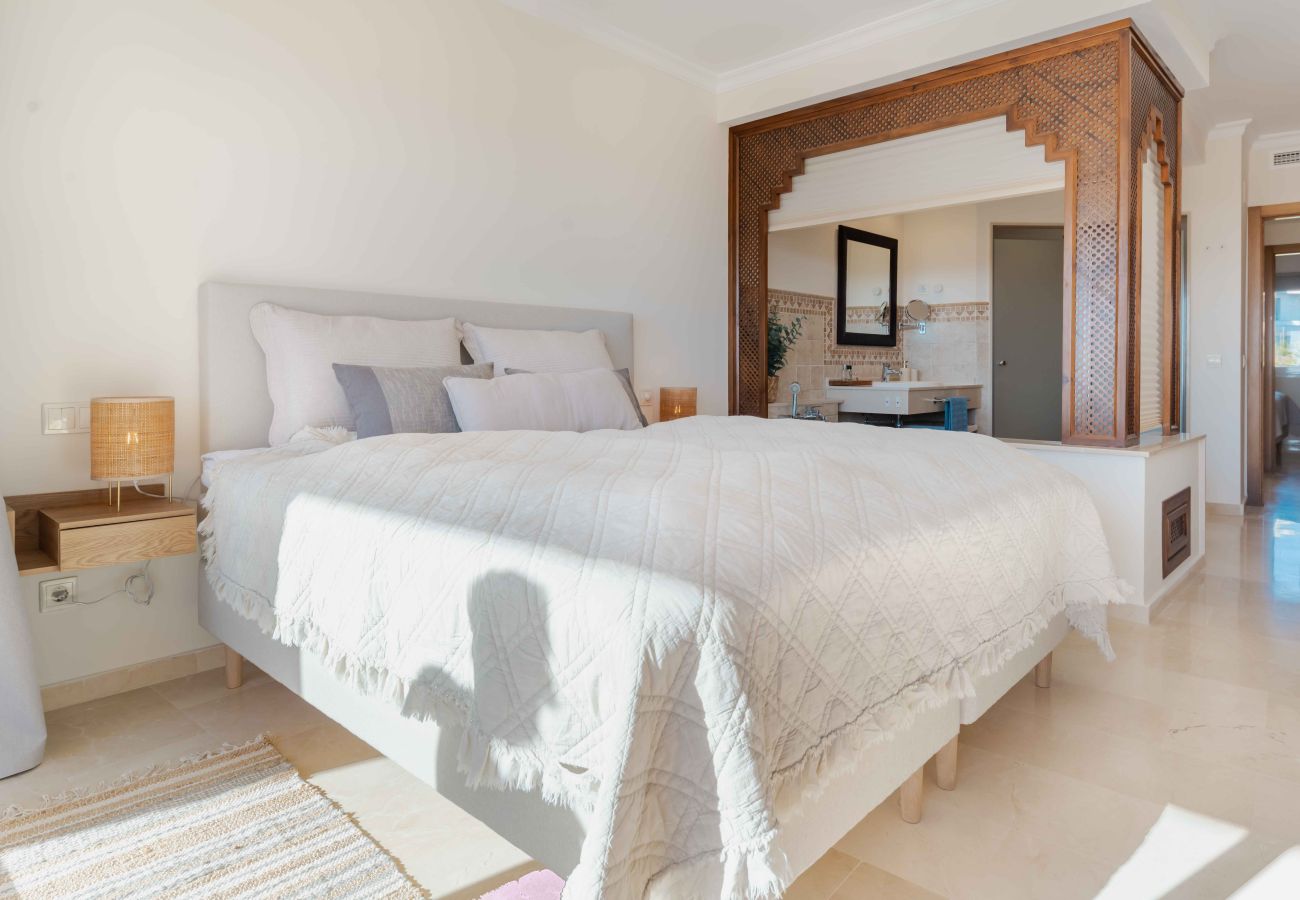 Apartamento en Mijas Costa - Apartamento de lujo con vistas al mar, a pocos pasos de la playa y restaurantes