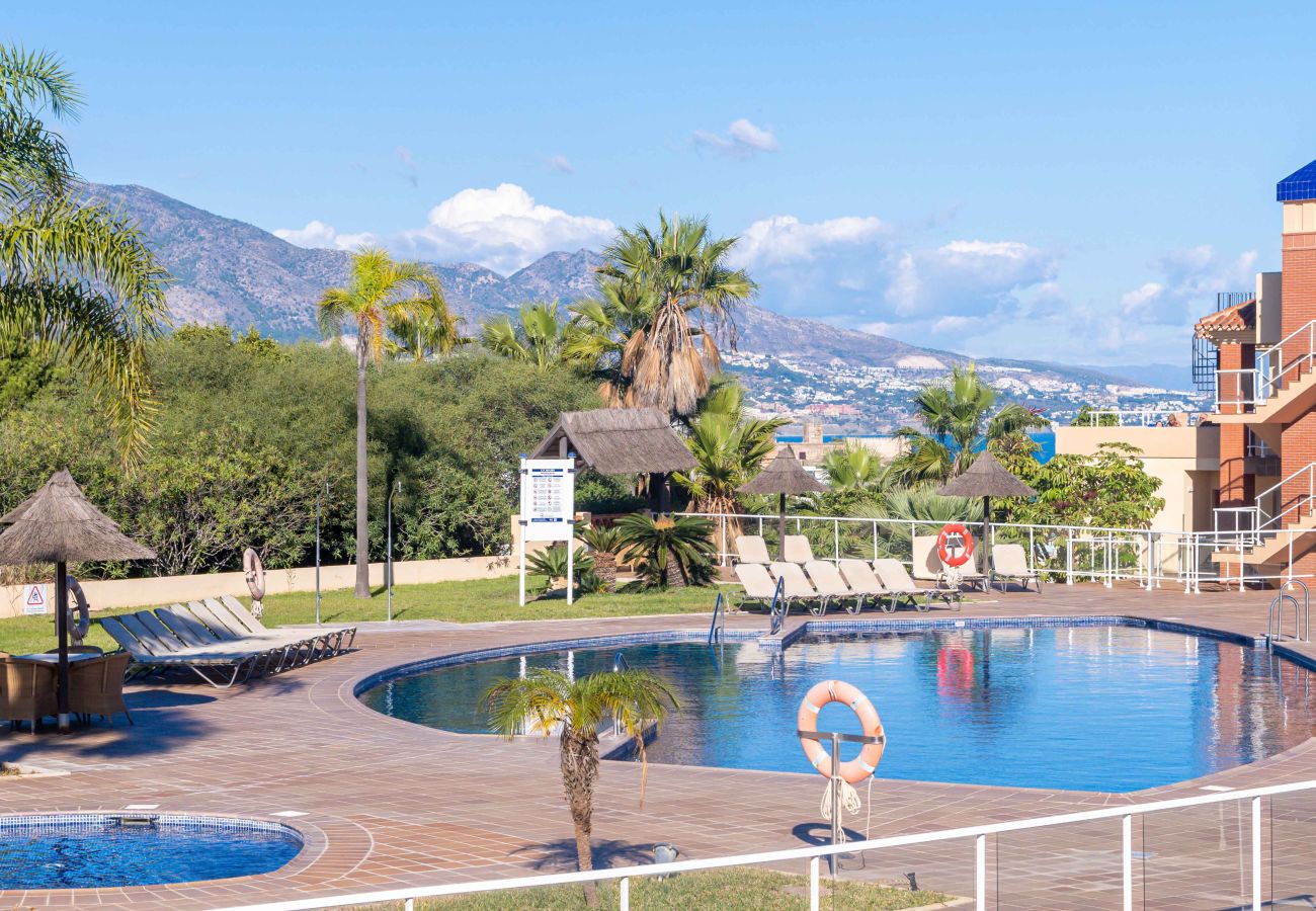 Apartamento en Mijas Costa - Apartamento de lujo con vistas al mar, a pocos pasos de la playa y restaurantes