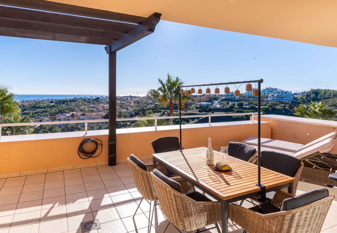 Apartamento en Mijas Costa - Apartamento de lujo con vistas al mar, a pocos pasos de la playa y restaurantes