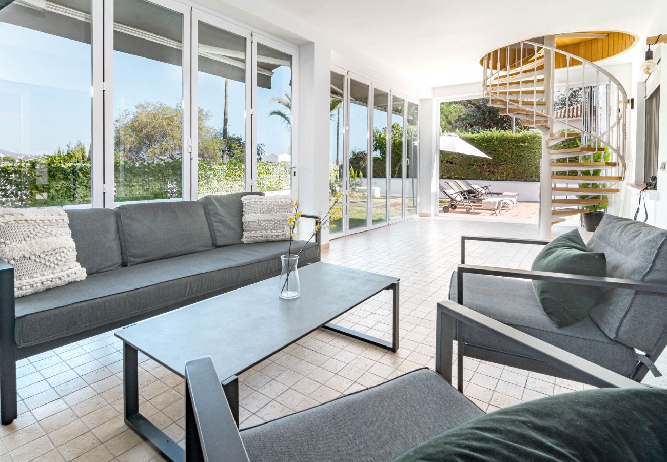 Villa en Marbella - A solo 20 minutos a pie de la playa y del restaurante Trocadero