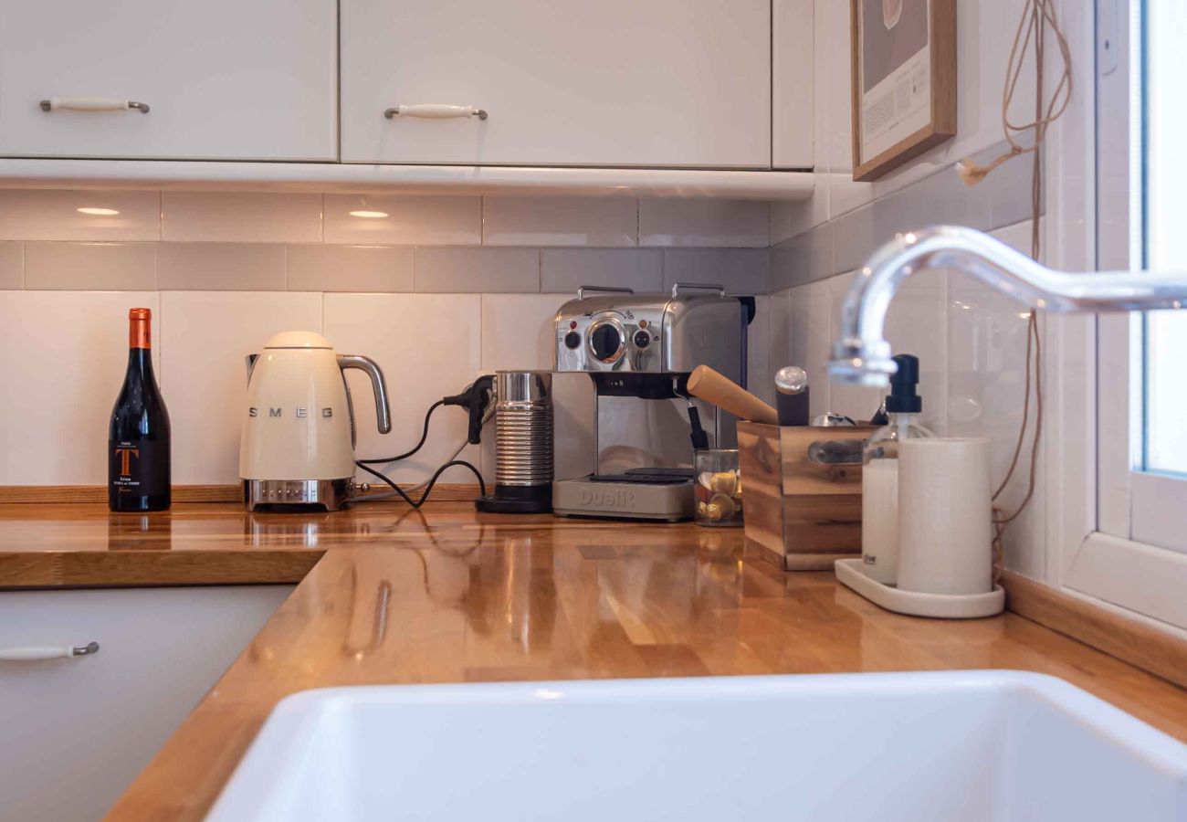 Apartamento en Estepona - Charmerende penthouse med adgang til 5 pools, 1 opvarmet pool, kort gåtur fra stranden