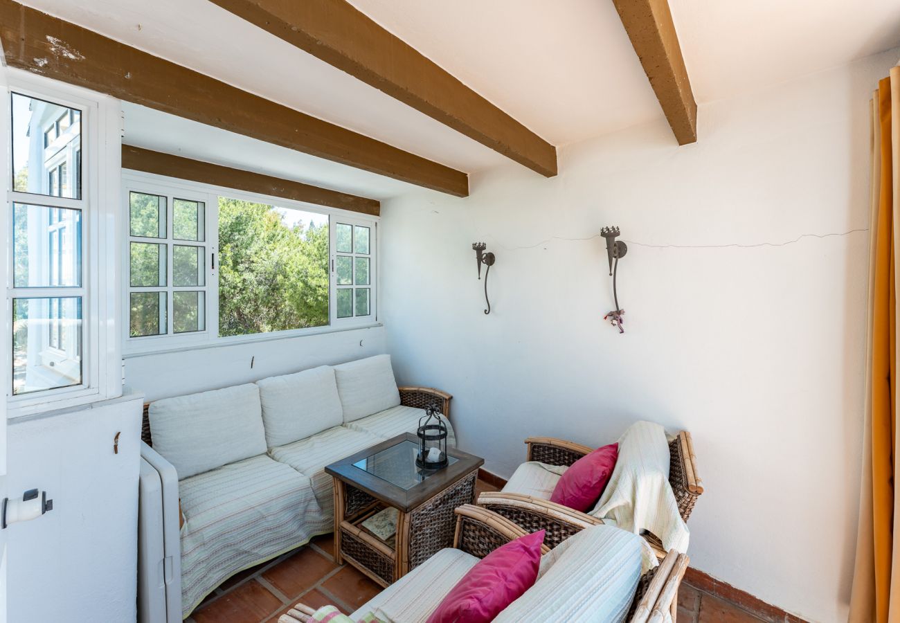 Terraced House in Benajarafe - First line beach, direct access to the pool from terrace