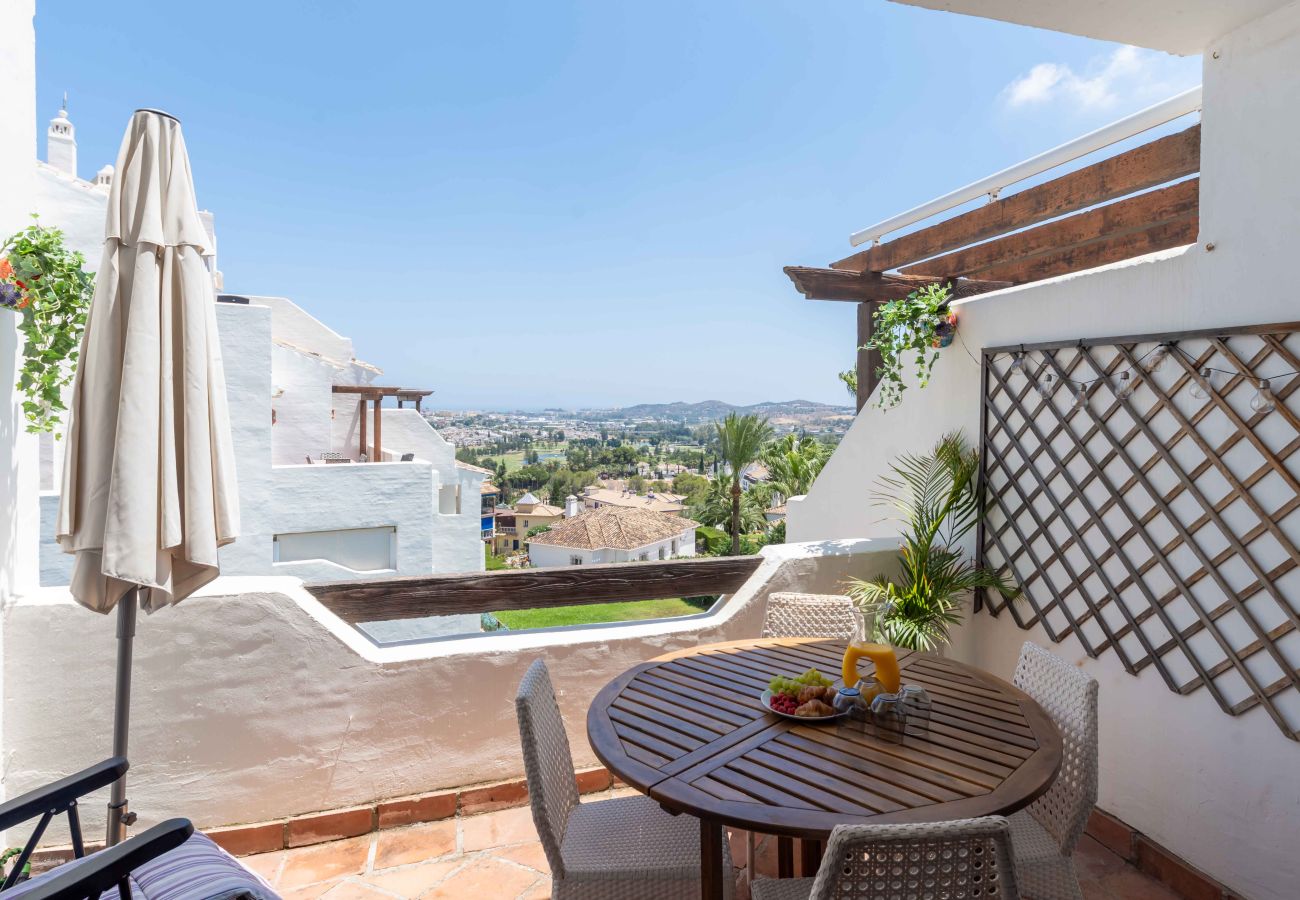 Apartment in Mijas - 4 minutes stroll to Restaurants and Mini market. 15min. drive to Fuengirola beach