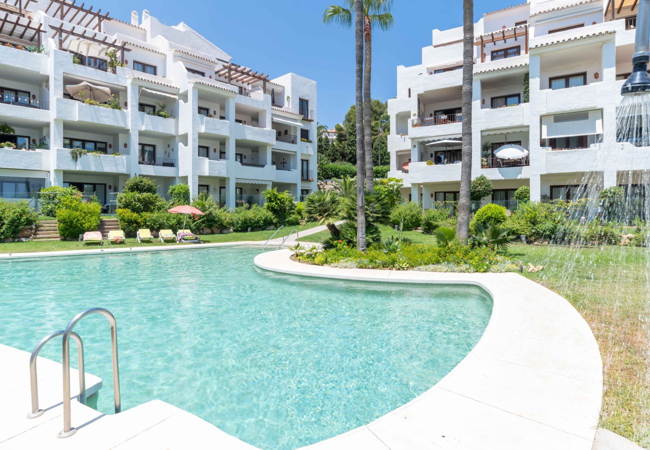 Apartment in Mijas - 4 minutes stroll to Restaurants and Mini market. 15min. drive to Fuengirola beach