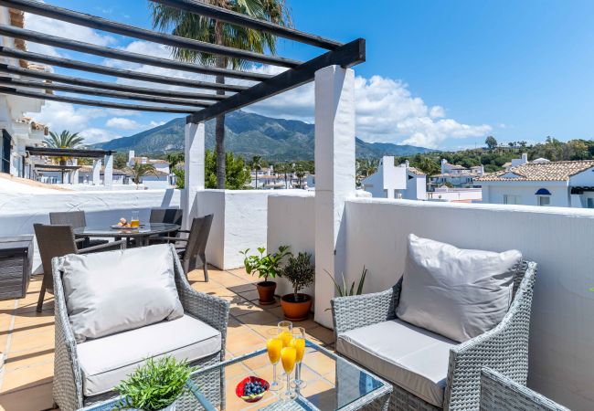  in Marbella - Lovely Penthouse! Walk only 20min to Puerto Banús