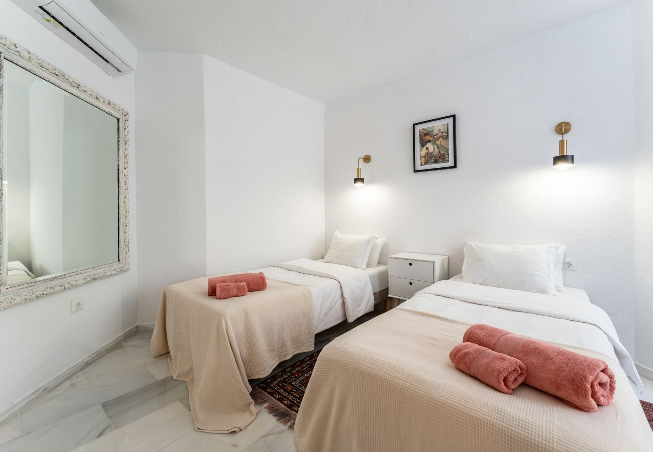 Apartment in Mijas Costa - Luxury home with Sea View near good restaurants