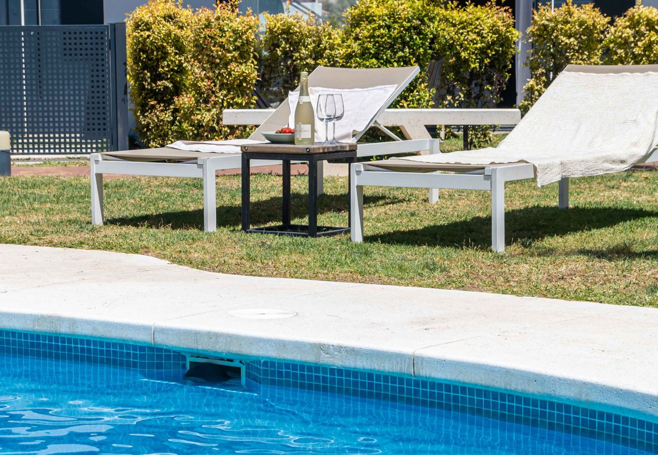 Terraced House in Fuengirola -  Modern Luxury Townhouse, only 10min walk to Fuengirola beach and Town