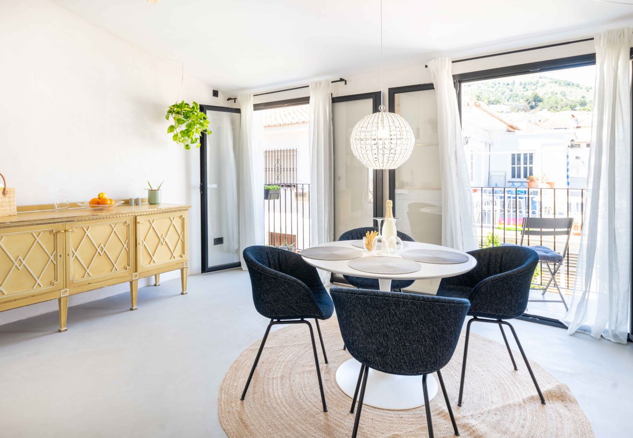 Apartment in Benalmádena - High Class apartment in the Heart of Benalmádena Pueblo