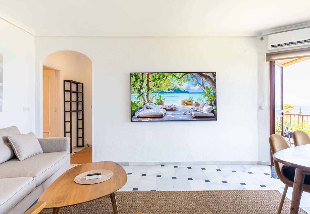 Apartment in Mijas Costa - Fantastic Beachfront Apartment 