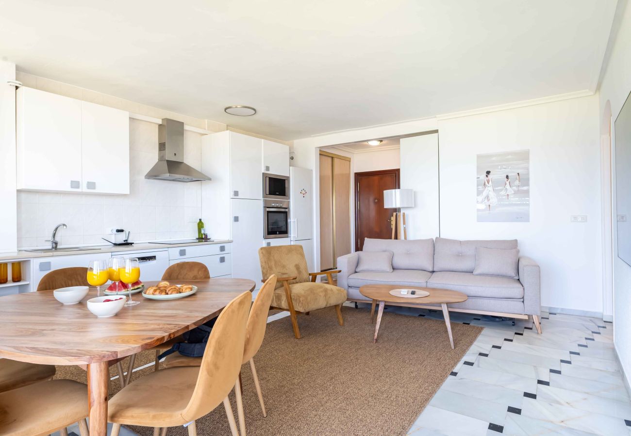 Apartment in Mijas Costa - Fantastic Beachfront Apartment 