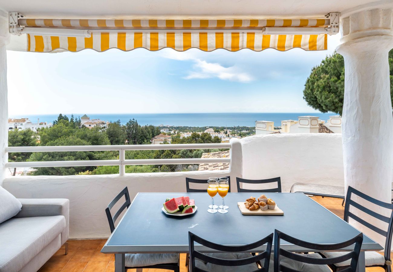 Apartment in Mijas Costa - Incredible Sea Views with short walk to Restaurants, Golf and Gym