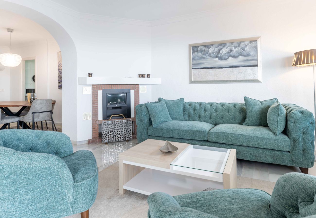 Apartment in Mijas Costa - Incredible Sea Views with short walk to Restaurants, Golf and Gym