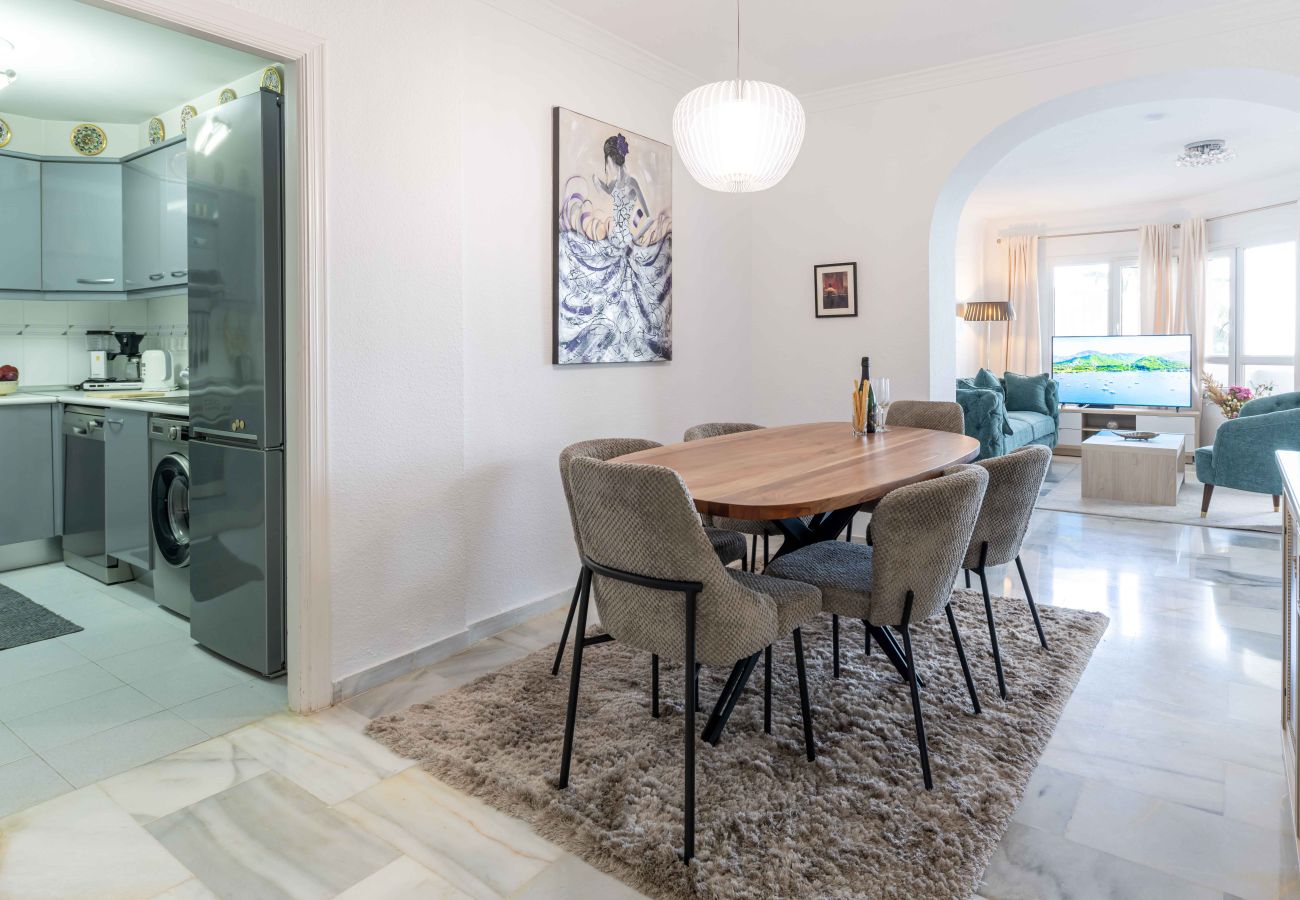 Apartment in Mijas Costa - Incredible Sea Views with short walk to Restaurants, Golf and Gym