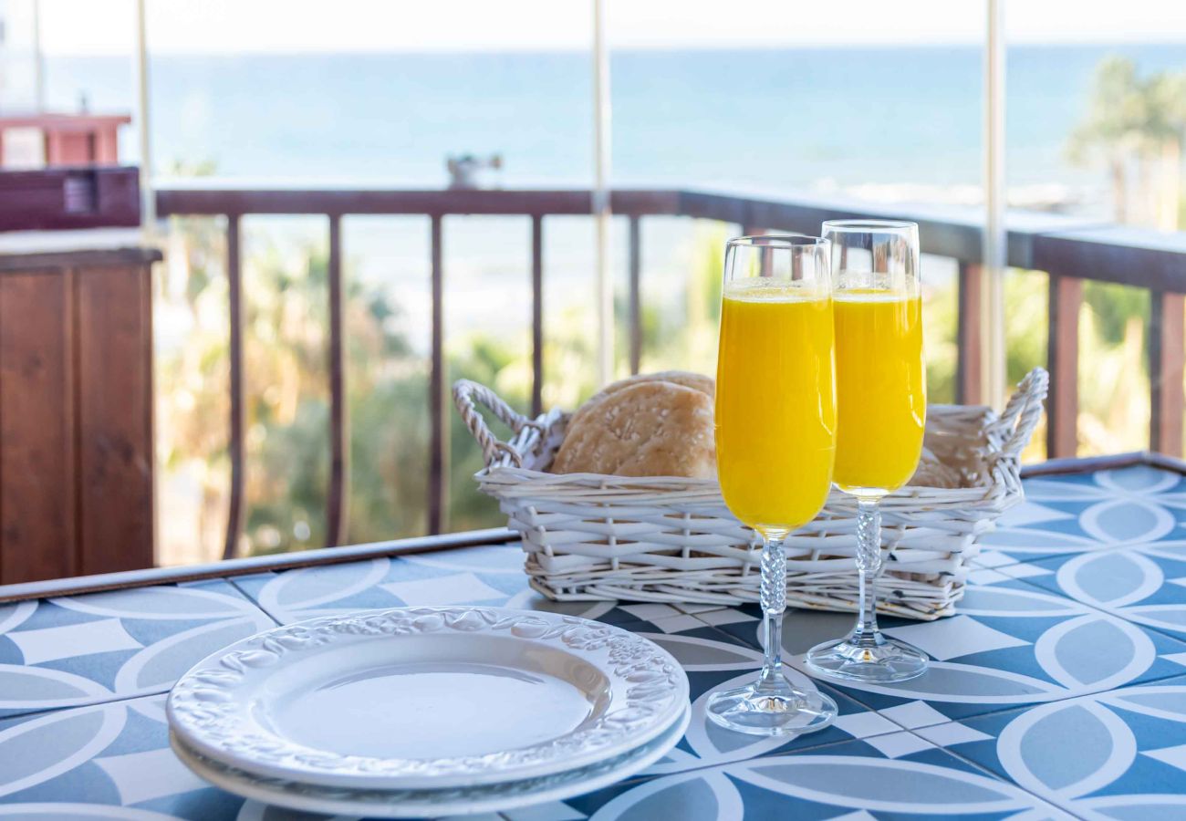 Apartment in Mijas Costa - Front Beach Complex with direct access to the beach