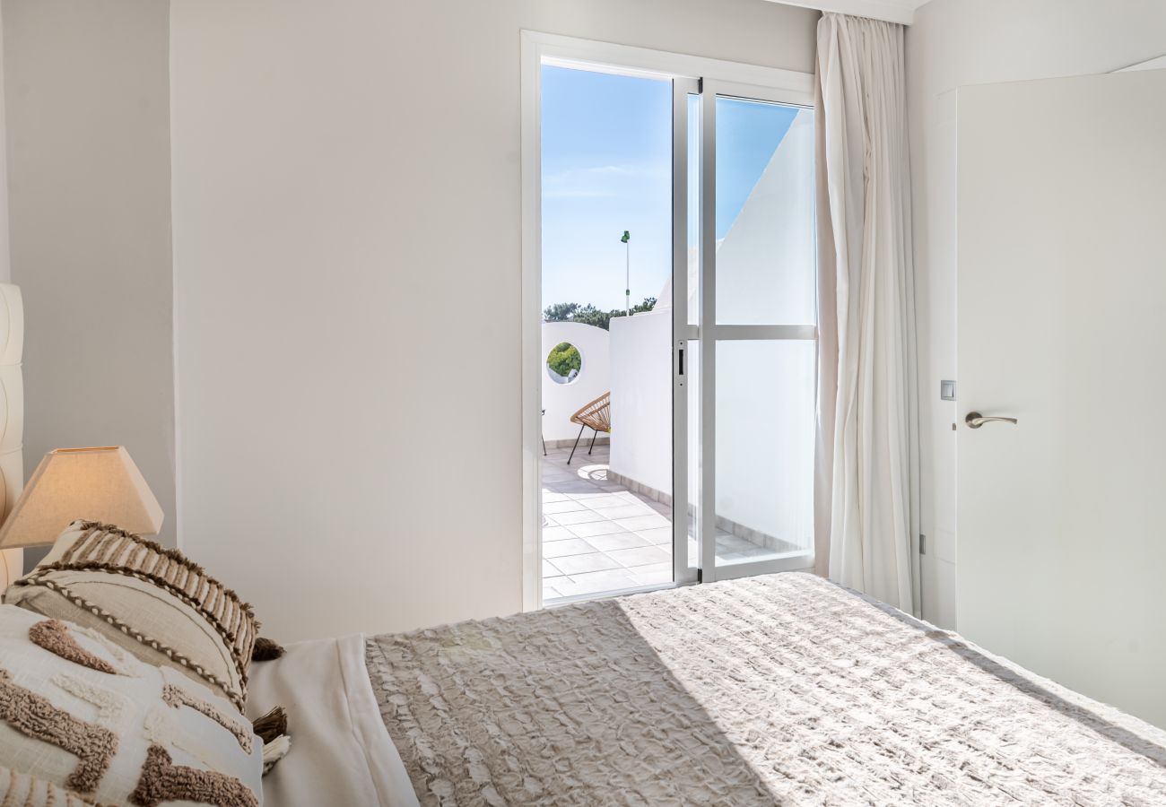 Terraced House in Marbella - Family Holiday Resort, heated pool, restaurant, playground, gym and much more! 