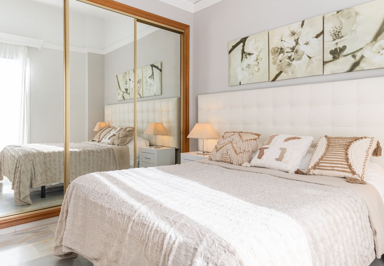 Terraced House in Marbella - Family Holiday Resort, heated pool, restaurant, playground, gym and much more! 