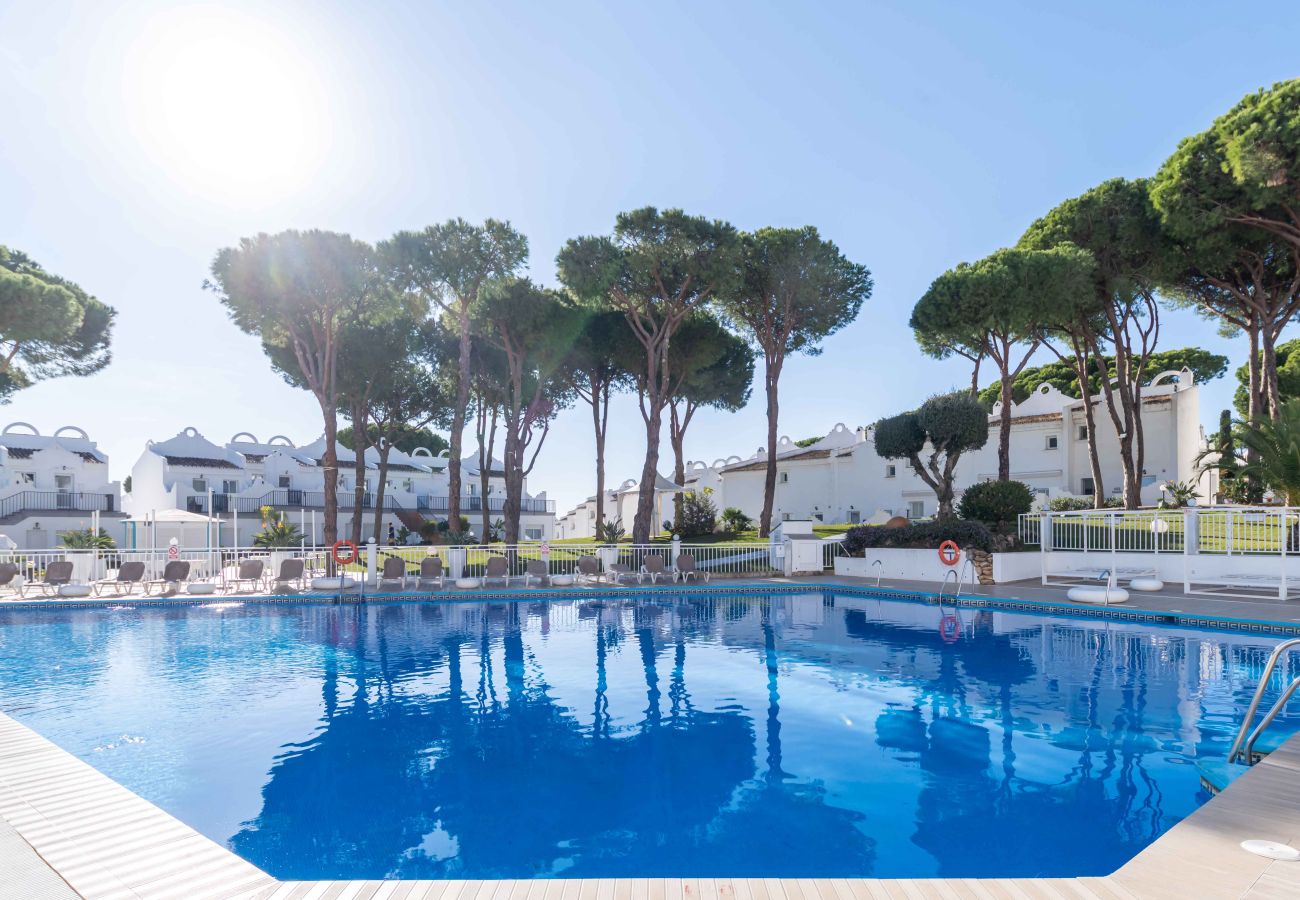 Terraced House in Marbella - Family Holiday Resort, heated pool, restaurant, playground, gym and much more! 