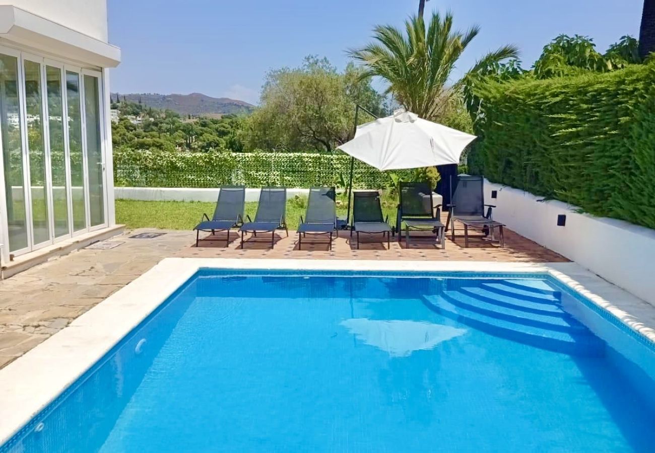 Villa in Marbella - A solo 20 minutos a pie de la playa y el restaurante