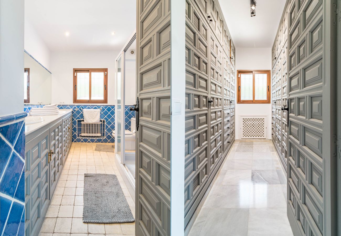 Villa in Marbella - A solo 20 minutos a pie de la playa y el restaurante