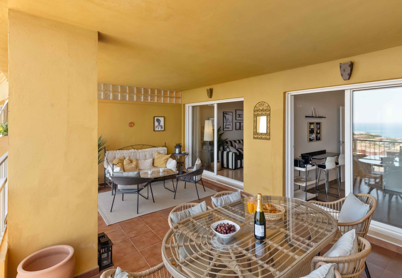 Apartment in Fuengirola -  Magical Sea views, pool, gym, padel - close to town and beach
