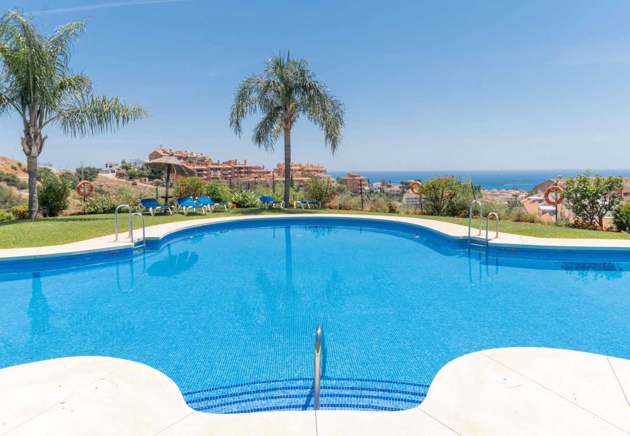 Apartment in Fuengirola -  Magical Sea views, pool, gym, padel - close to town and beach
