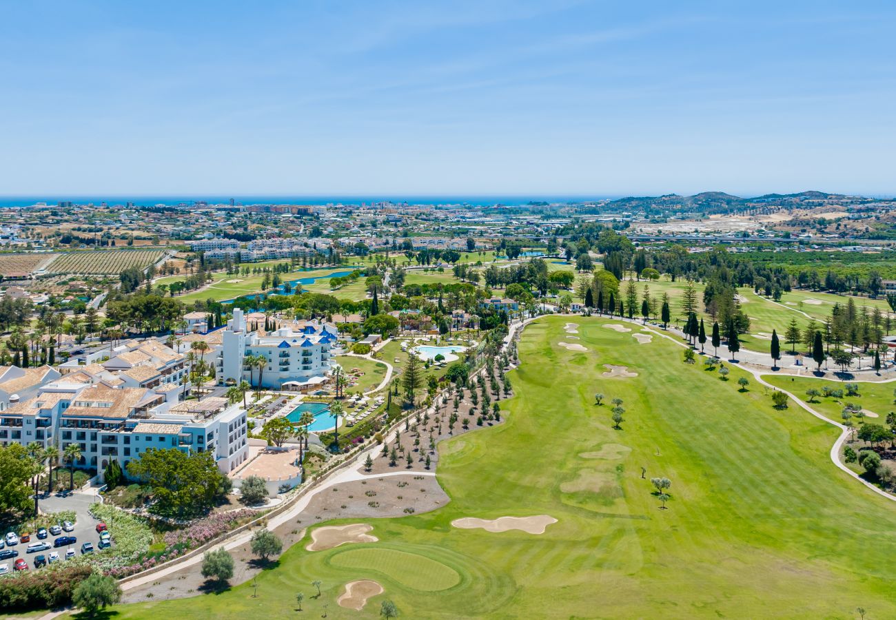 Apartment in Mijas - Frontline Golf Retreat with Heated Pool, Lake Views and Beautiful Sunsets