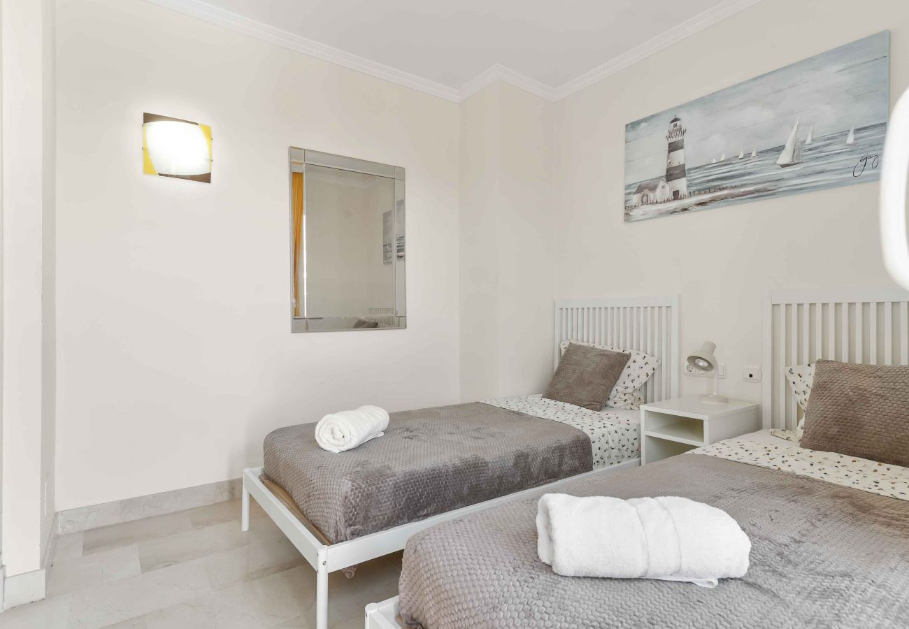 Apartment in Mijas Costa - Magical Sea and Mountain Views with Pool, close to Local Restaurants, Shop, Padel and Golf